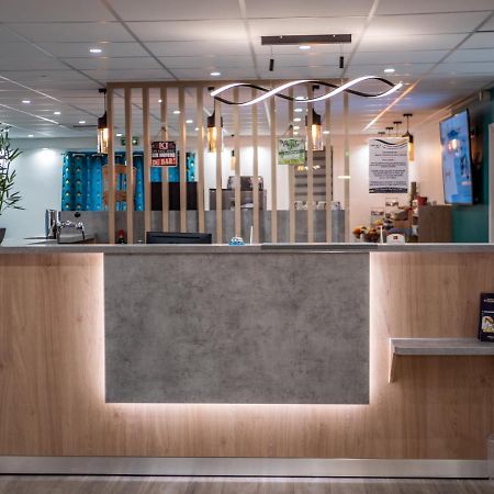 Contact Hotel Restaurant Bleu France - Eragny Cergy Exterior photo