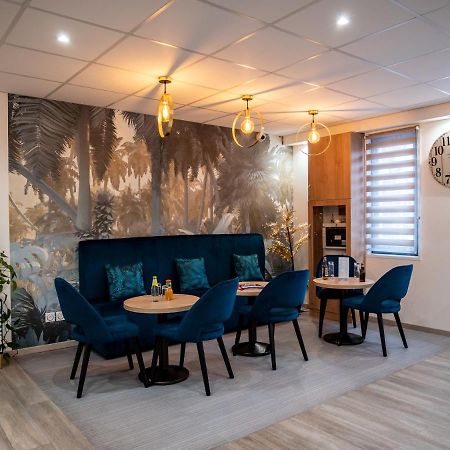 Contact Hotel Restaurant Bleu France - Eragny Cergy Exterior photo